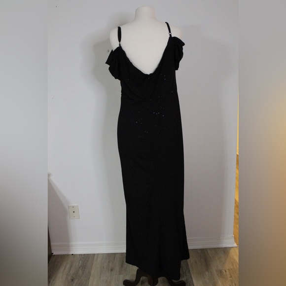 Black sparkle floor length - Picture 7 of 7